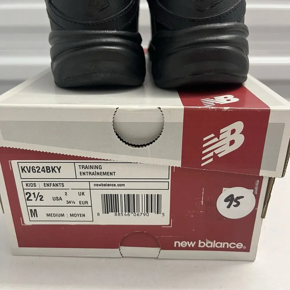 New Balance 624 SZ 2.5MBig Kid Black Leather Hook Loop Training Uniform Shoes